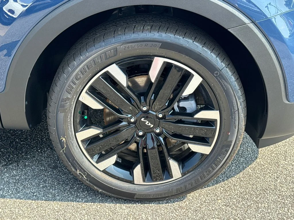2025 Kia Telluride SX - Photo 12
