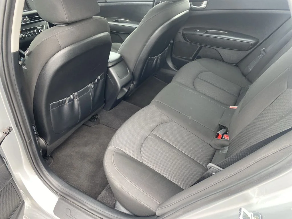 Used 2017 Sparkling Silver Kia LX image 25