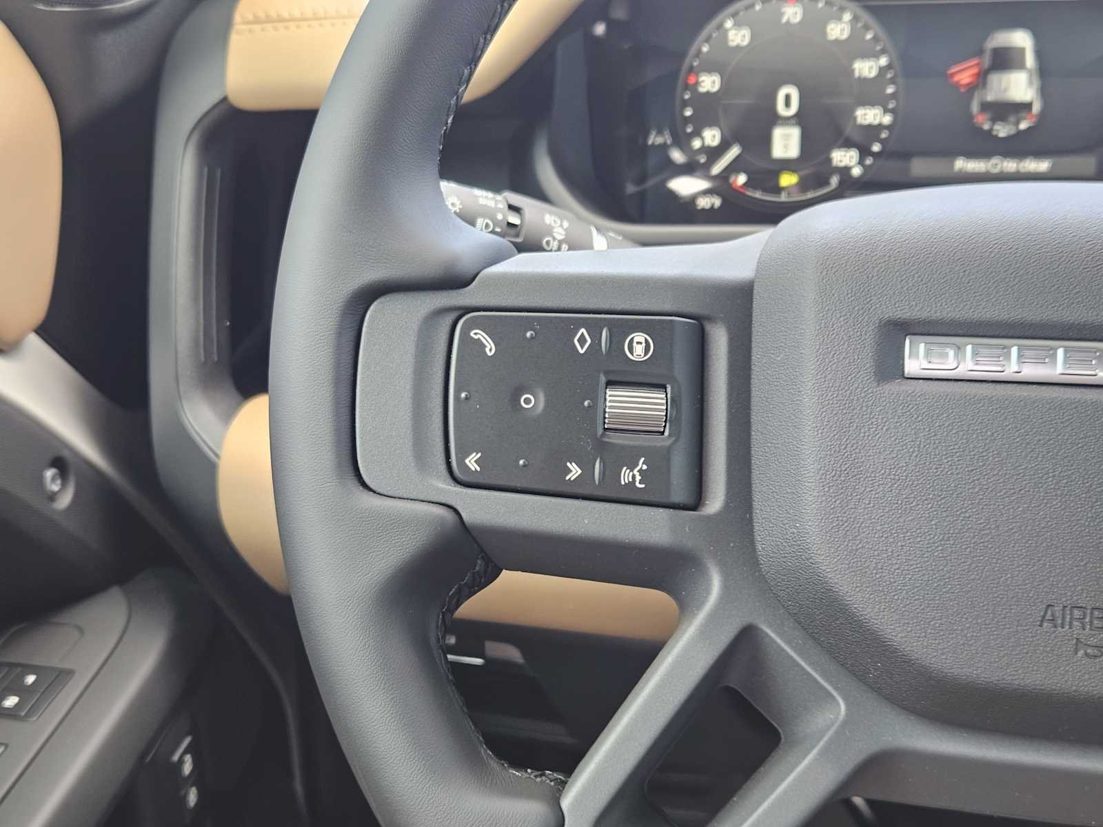 New 2026 Borasco Grey LAND ROVER X-Dynamic SE image 28