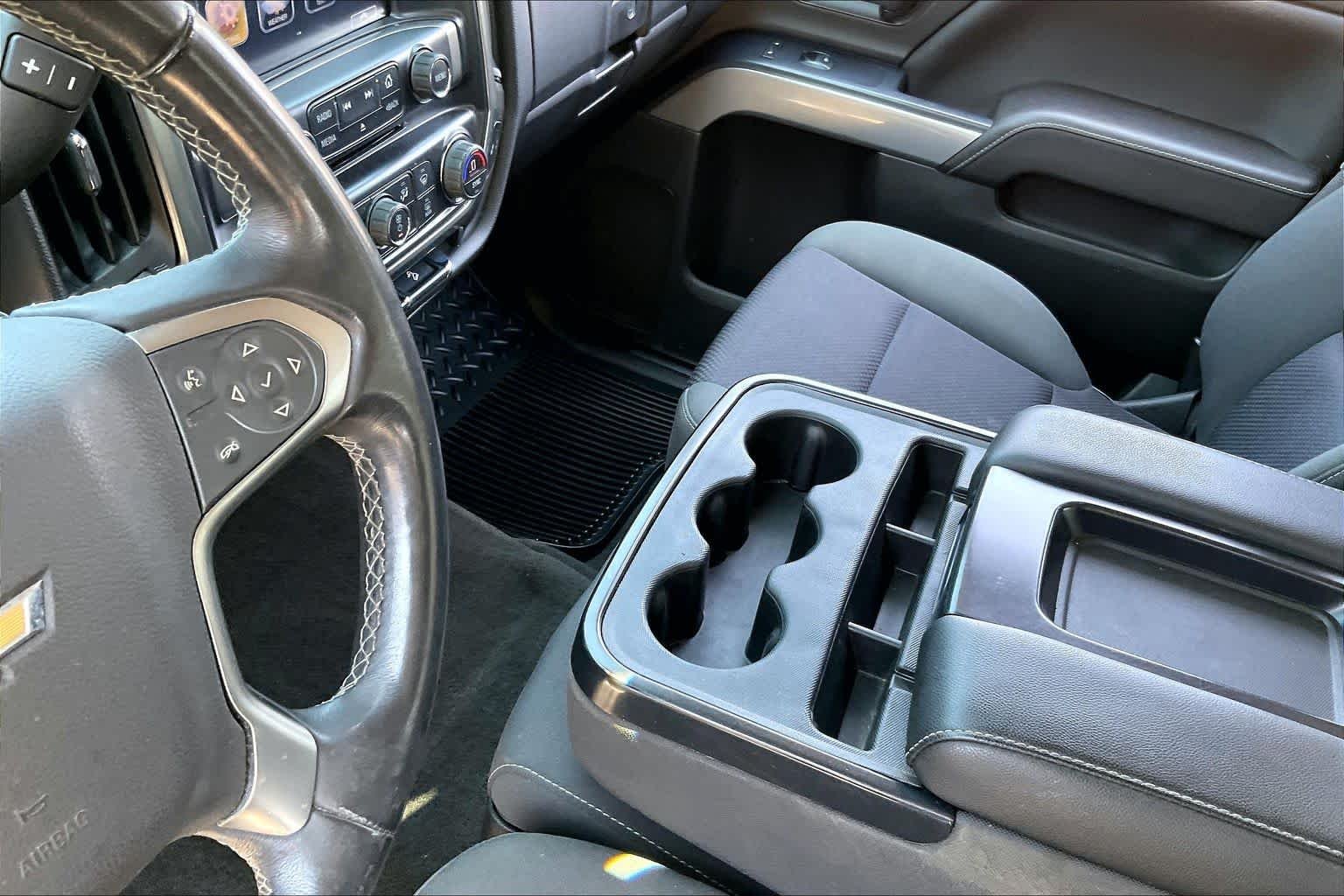 Used 2017 Pepperdust Metallic Chevrolet LT image 16