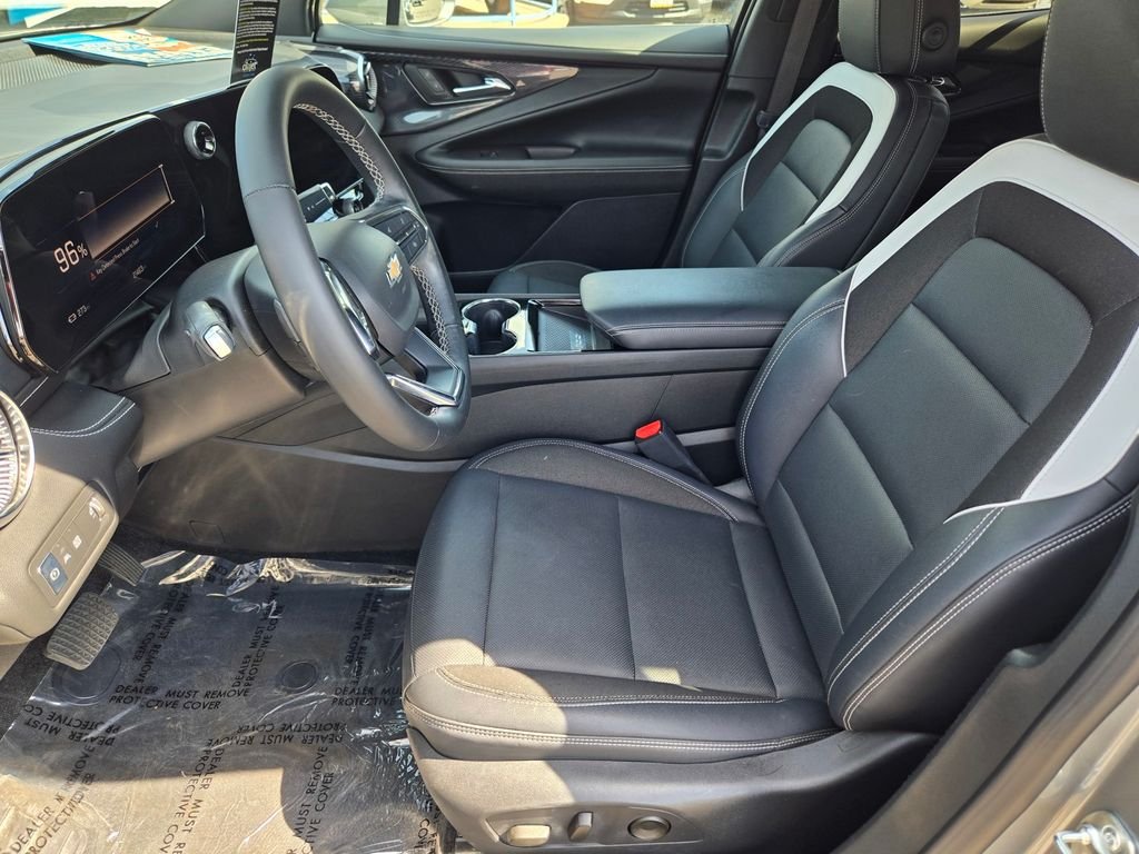 Used 2024 Gray Chevrolet LT image 11