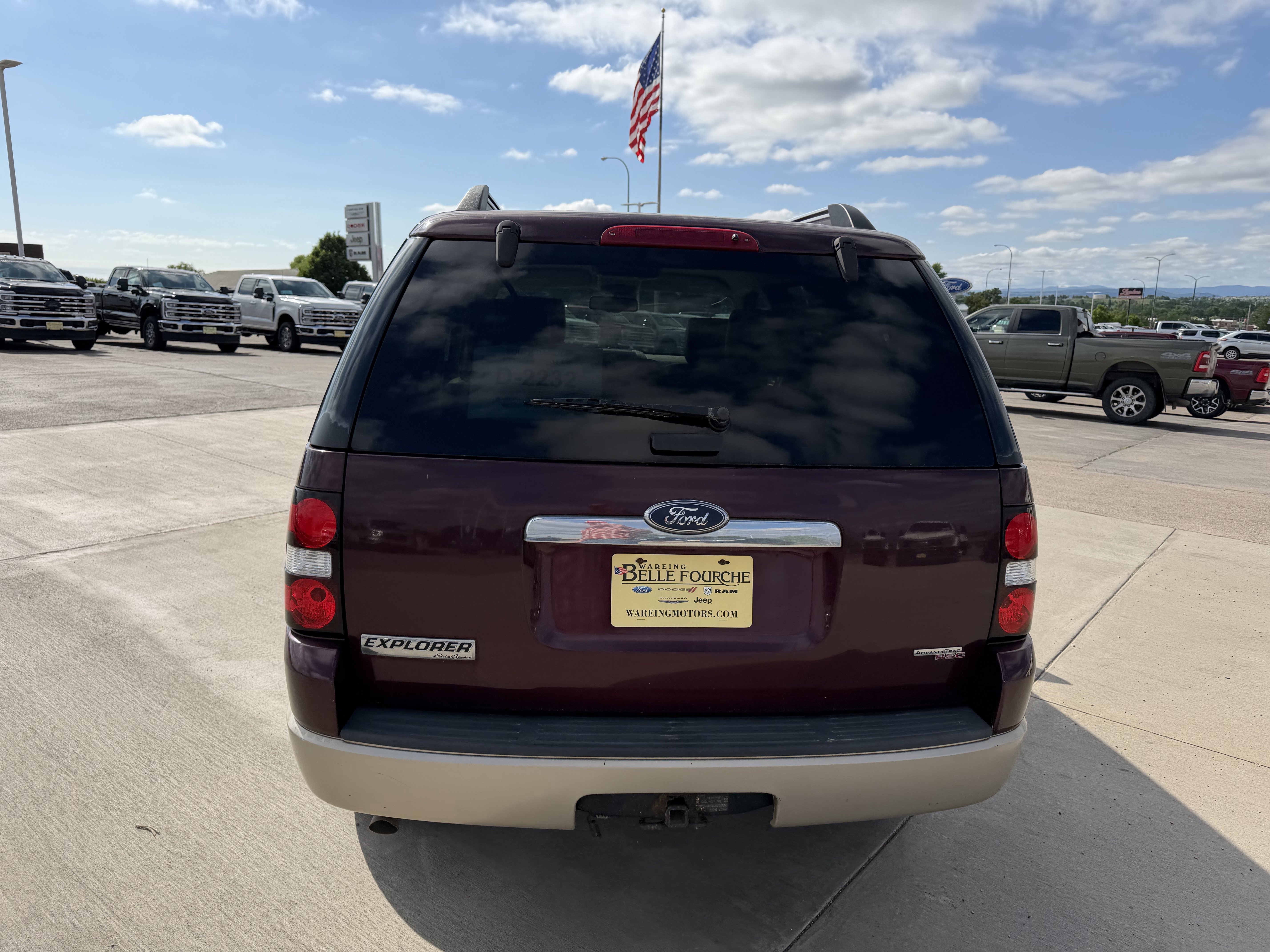 Used 2007 Red Ford Eddie Bauer image 5