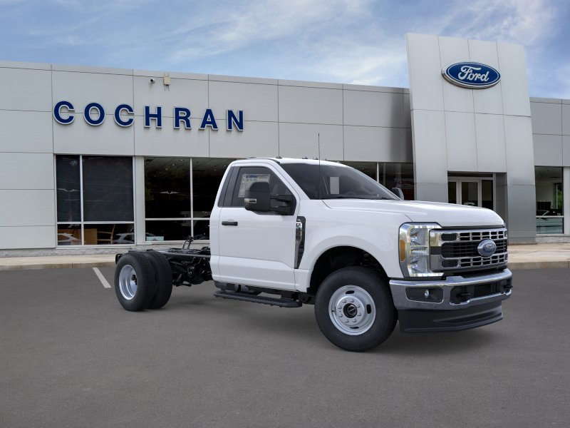 New 2026 Oxford White Ford XL image 1