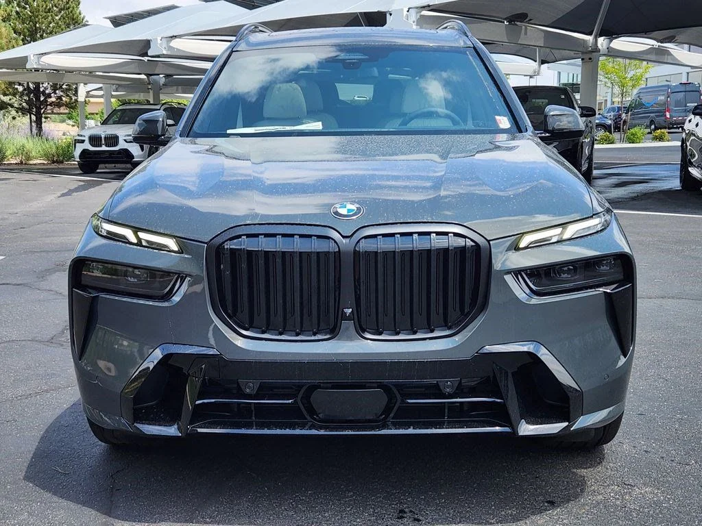 Used 2027 Dravit Grey Metallic BMW xDrive40i image 6