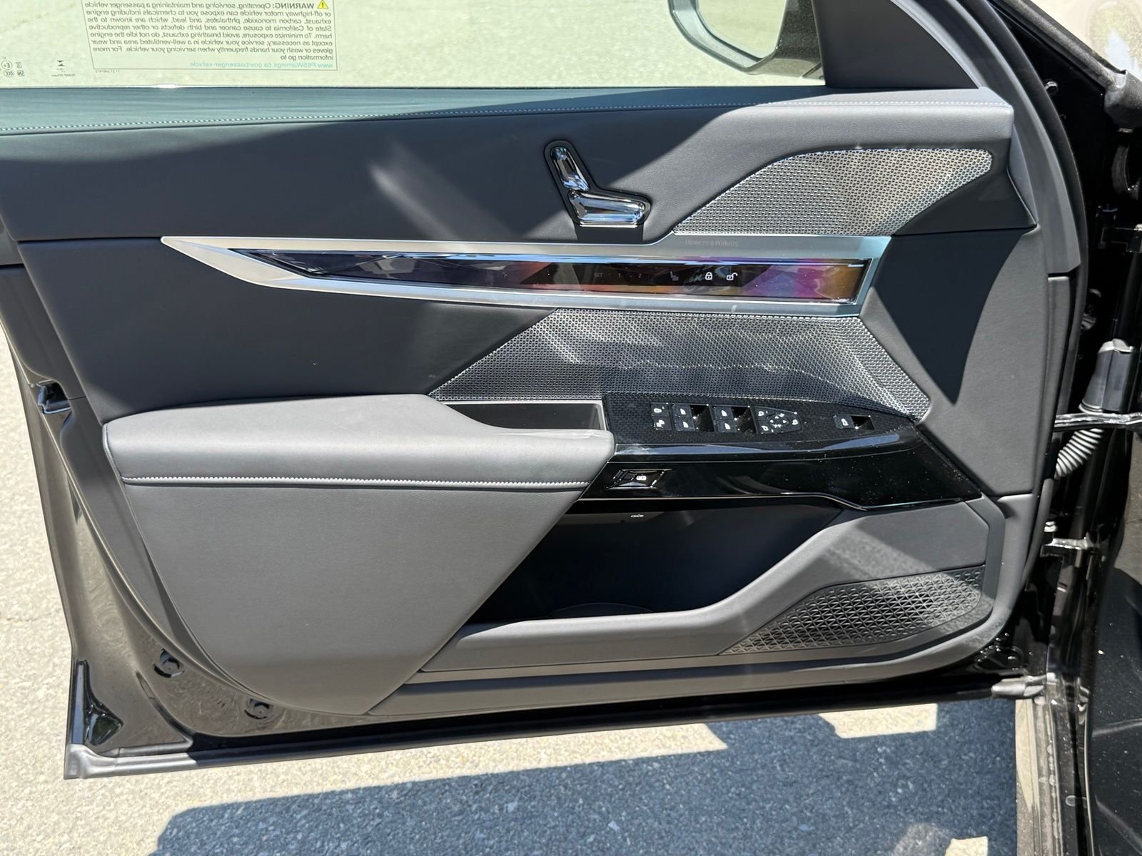New 2026 Black Sapphire Metallic BMW 760i xDrive image 13