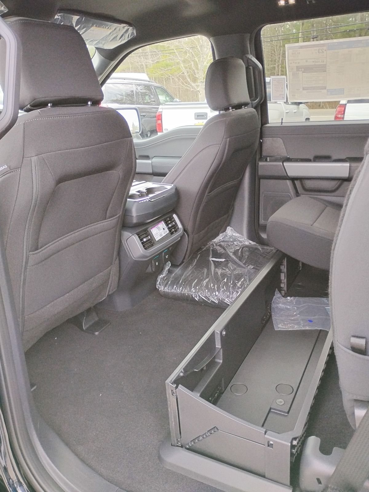 New 2026 Antimatter Blue Metallic Ford XLT image 12