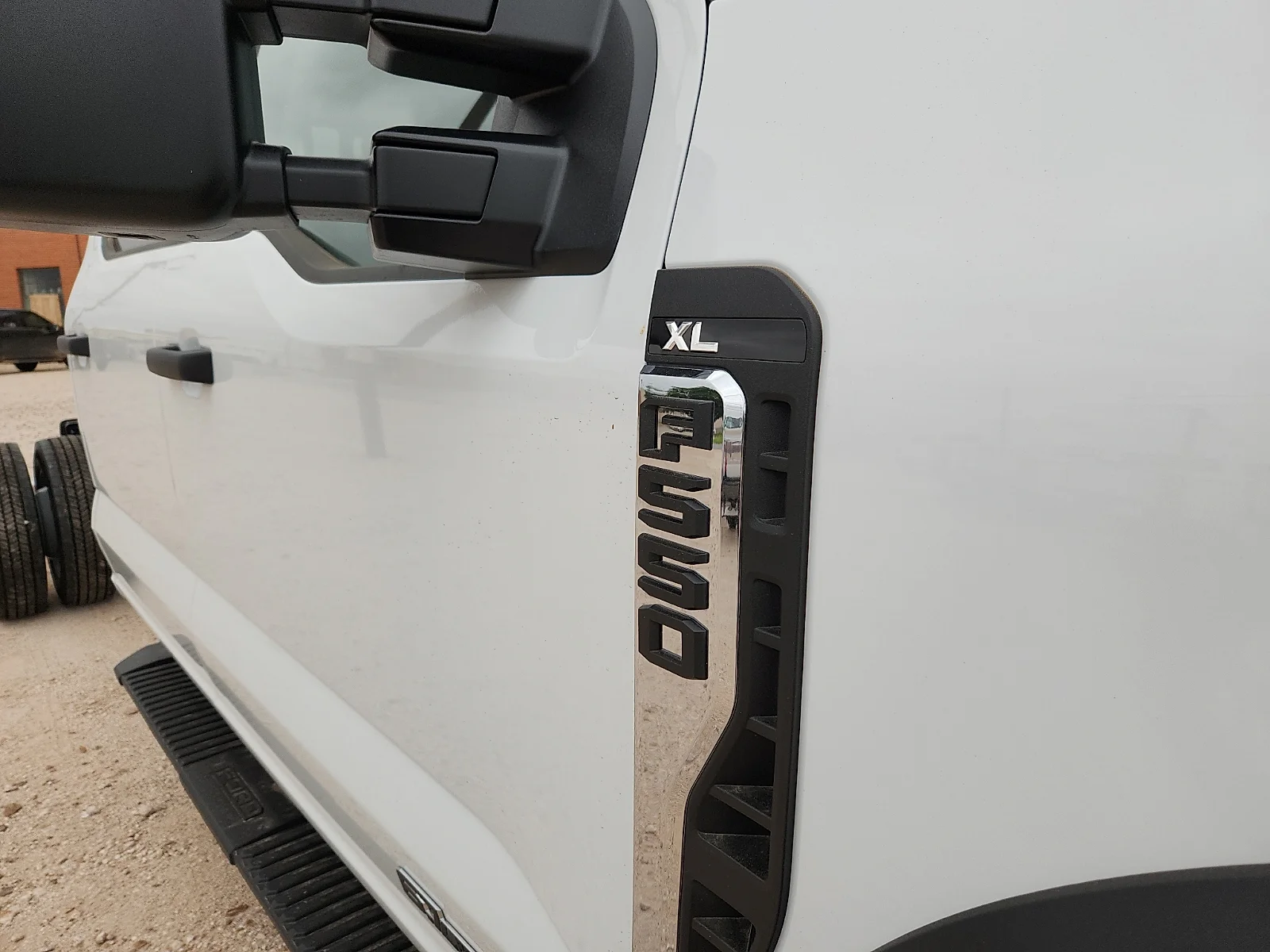 New 2026 Oxford White Ford XL image 10