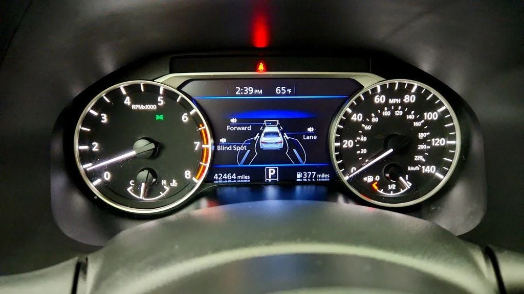 Used 2022 Super Black Nissan 2.5 SV Sedan image 15