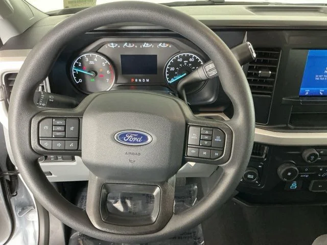 New 2026 Oxford White Ford XL image 19
