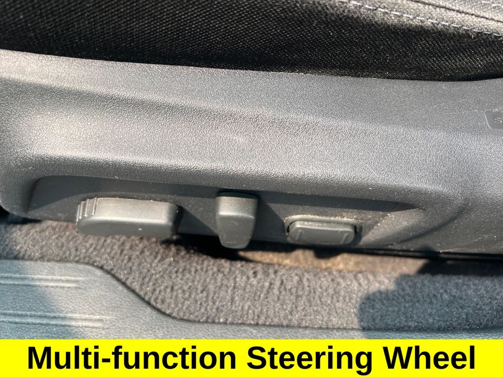 Used 2018 Blue Subaru 2.5i Premium image 7