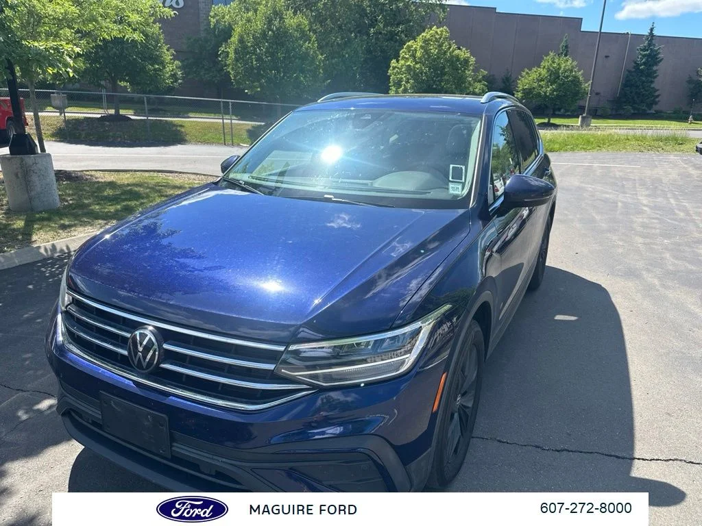 Used 2024 Blue Volkswagen 2.0T SE image 10