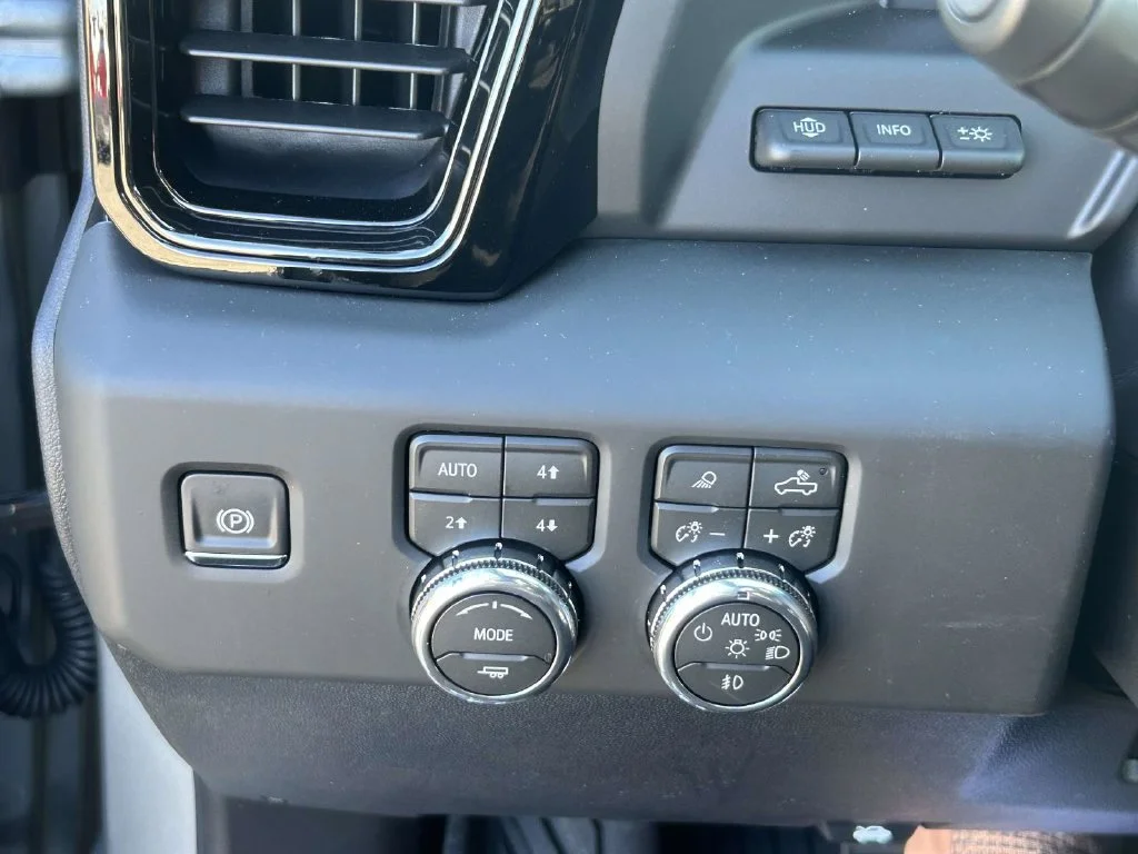 New 2026 Sterling Metallic GMC AT4 image 25