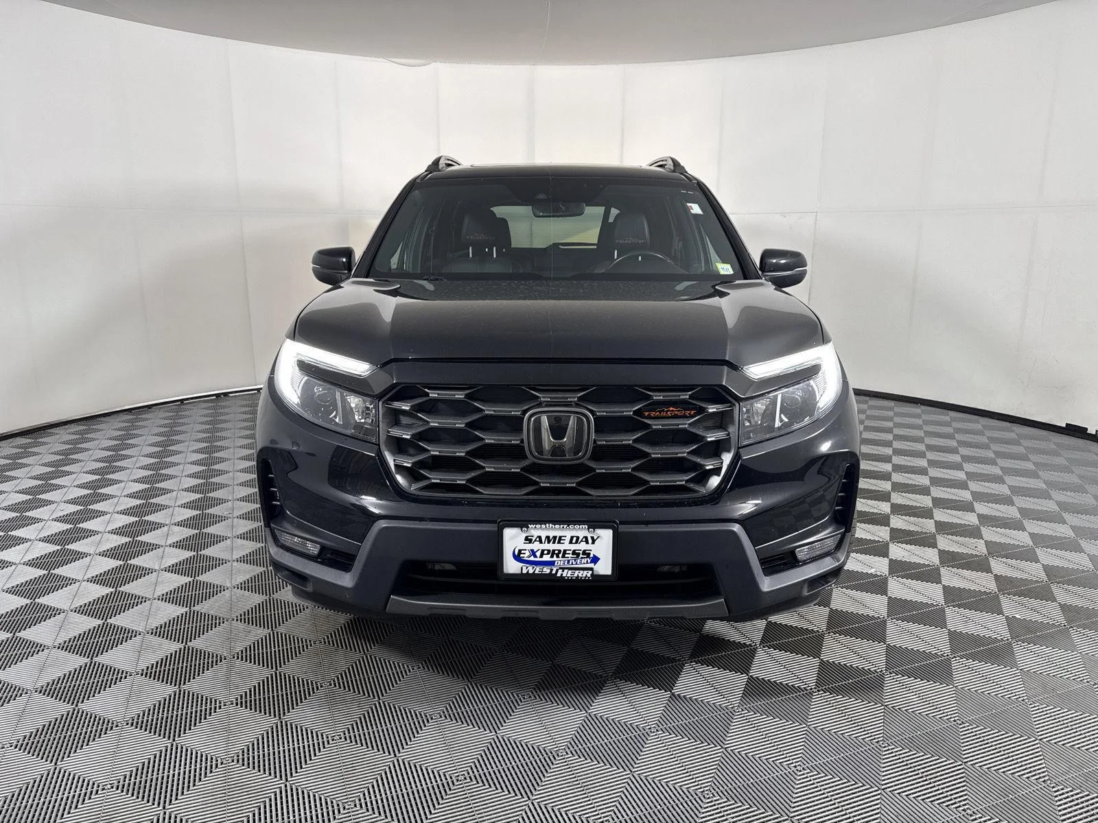 Used 2022 Crystal Black Pearl Honda TrailSport image 2