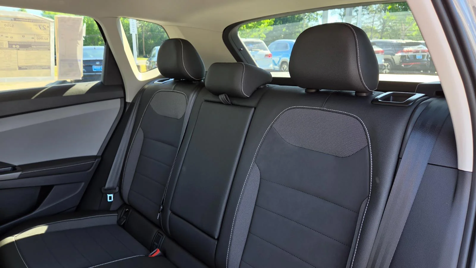 2024 Volkswagen Taos SE - Photo 47