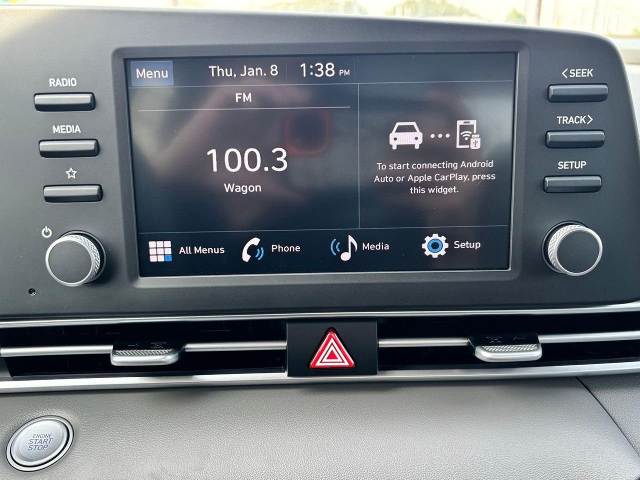 2025 Hyundai Elantra SEL - Photo 10