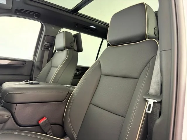 2026 GMC Yukon XL Elevation - Photo 12