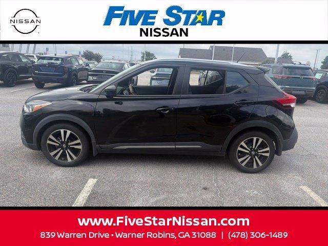 Used 2020 Black Nissan SR image 21