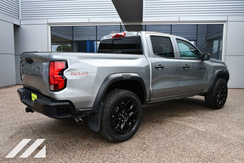 2026 Chevrolet Colorado Trail Boss - Photo 8