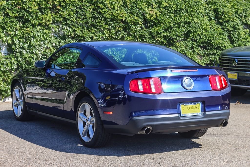 2010 Ford Mustang GT - Photo 6