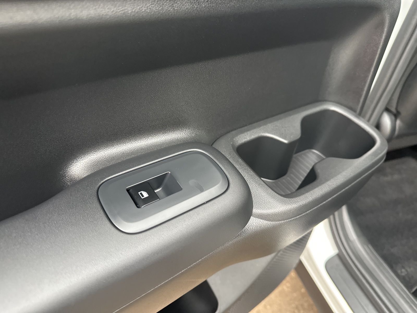 2025 Hyundai Santa Fe SE - Photo 24