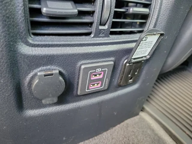 2021 Nissan Titan SV - Photo 14