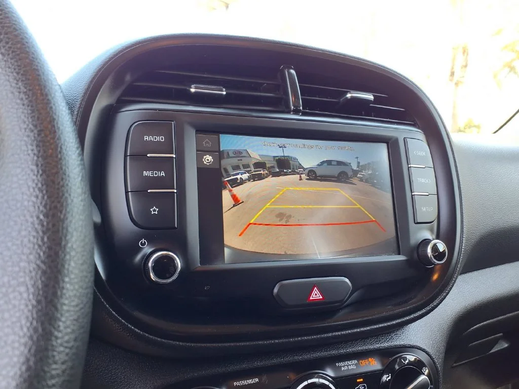 2025 Kia Soul LX - Photo 16