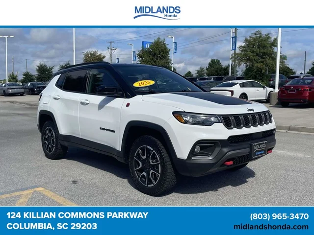 2025 Jeep Compass Trailhawk