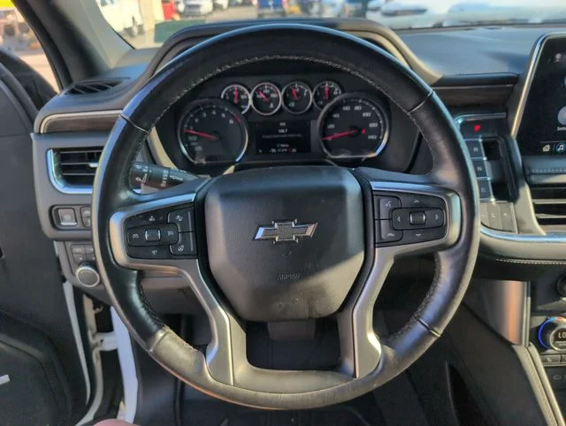 Used 2021 White Chevrolet Z71 image 11