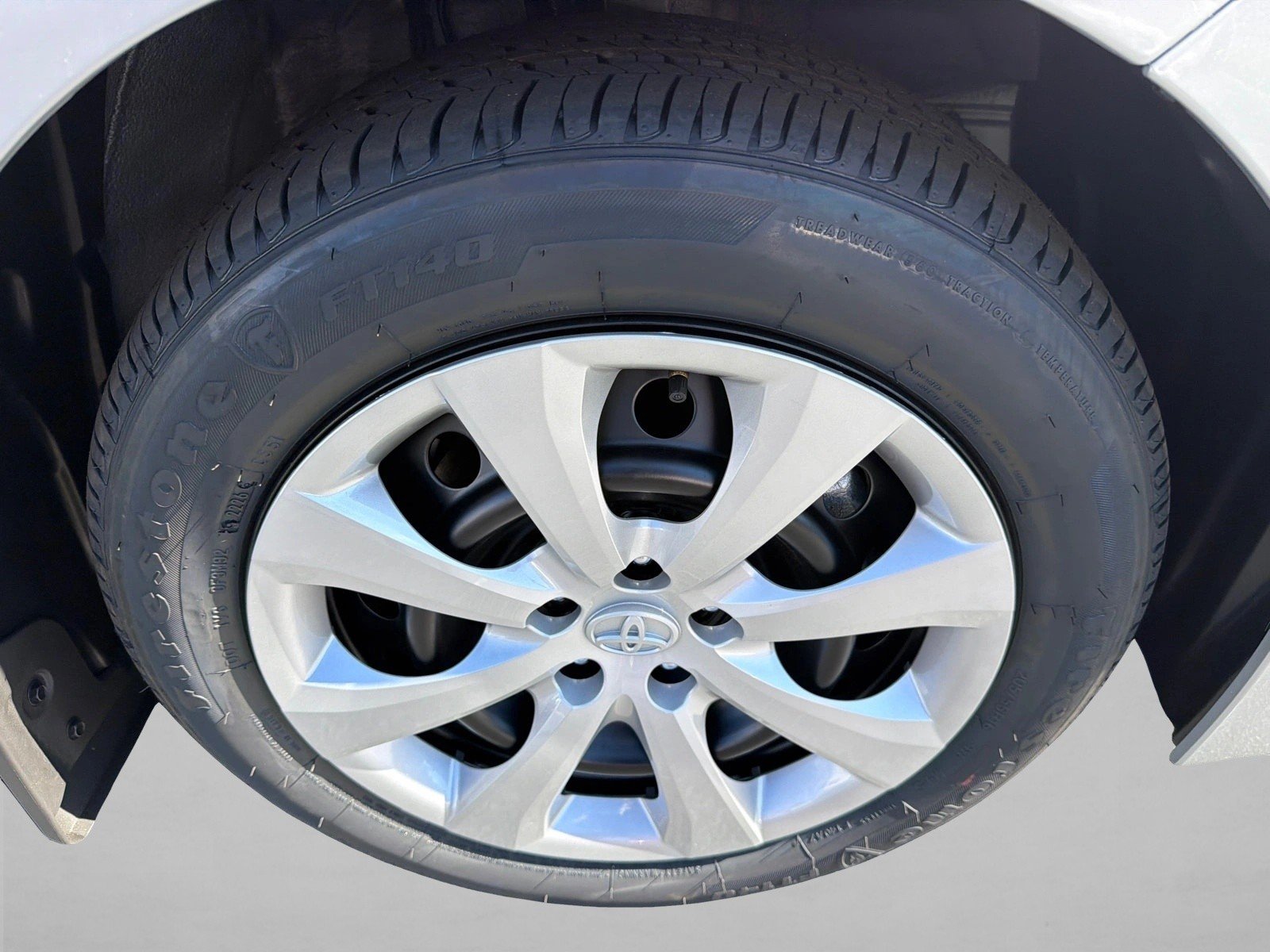 New 2027 Classic Silver Metallic Toyota LE image 12