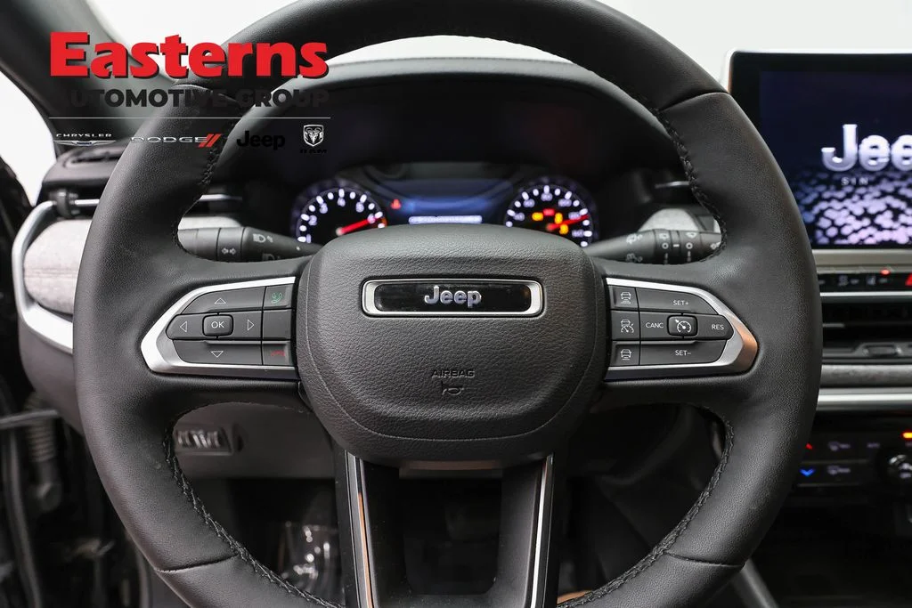 Certified Used 2024 Black Jeep Latitude Lux image 12
