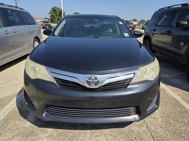 Used 2014 Attitude Black Metallic Toyota LE image 2