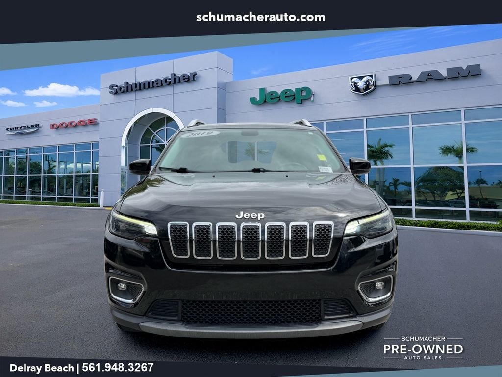 Used 2019 Black Jeep Limited image 2