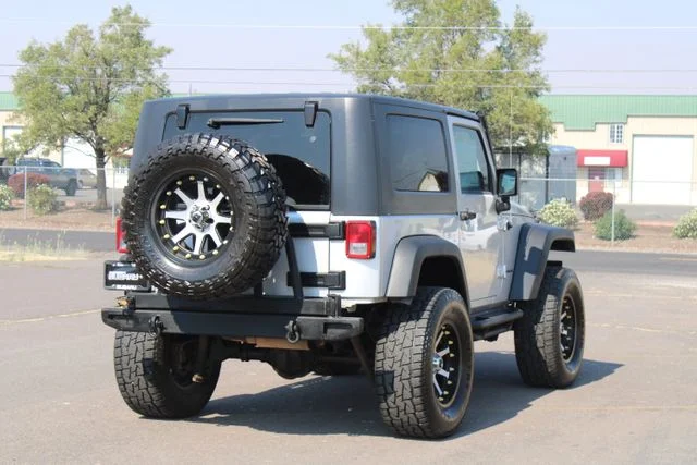 Used 2007 Silver Jeep Rubicon image 6