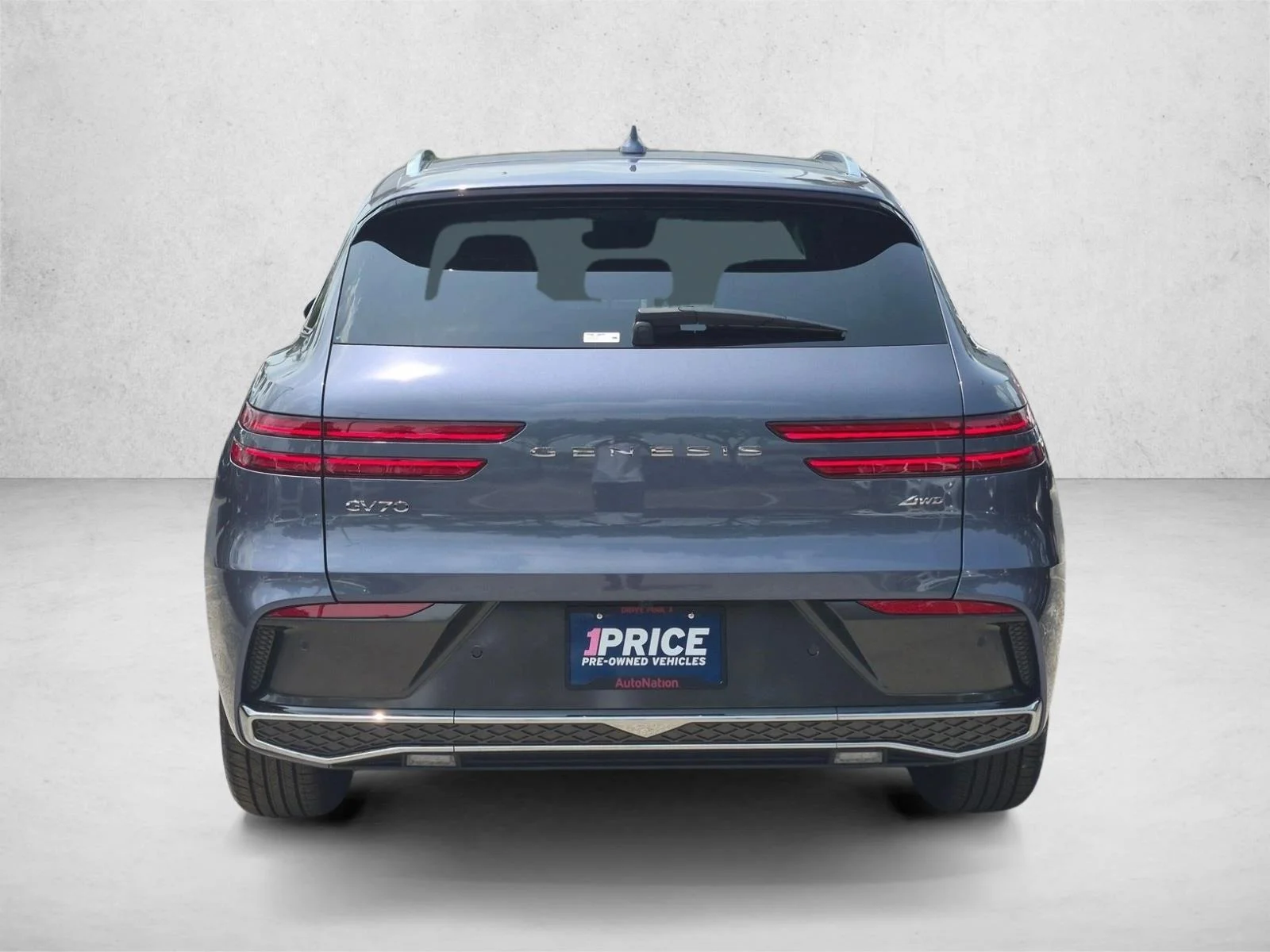 2026 GENESIS GV70 Standard - Photo 7
