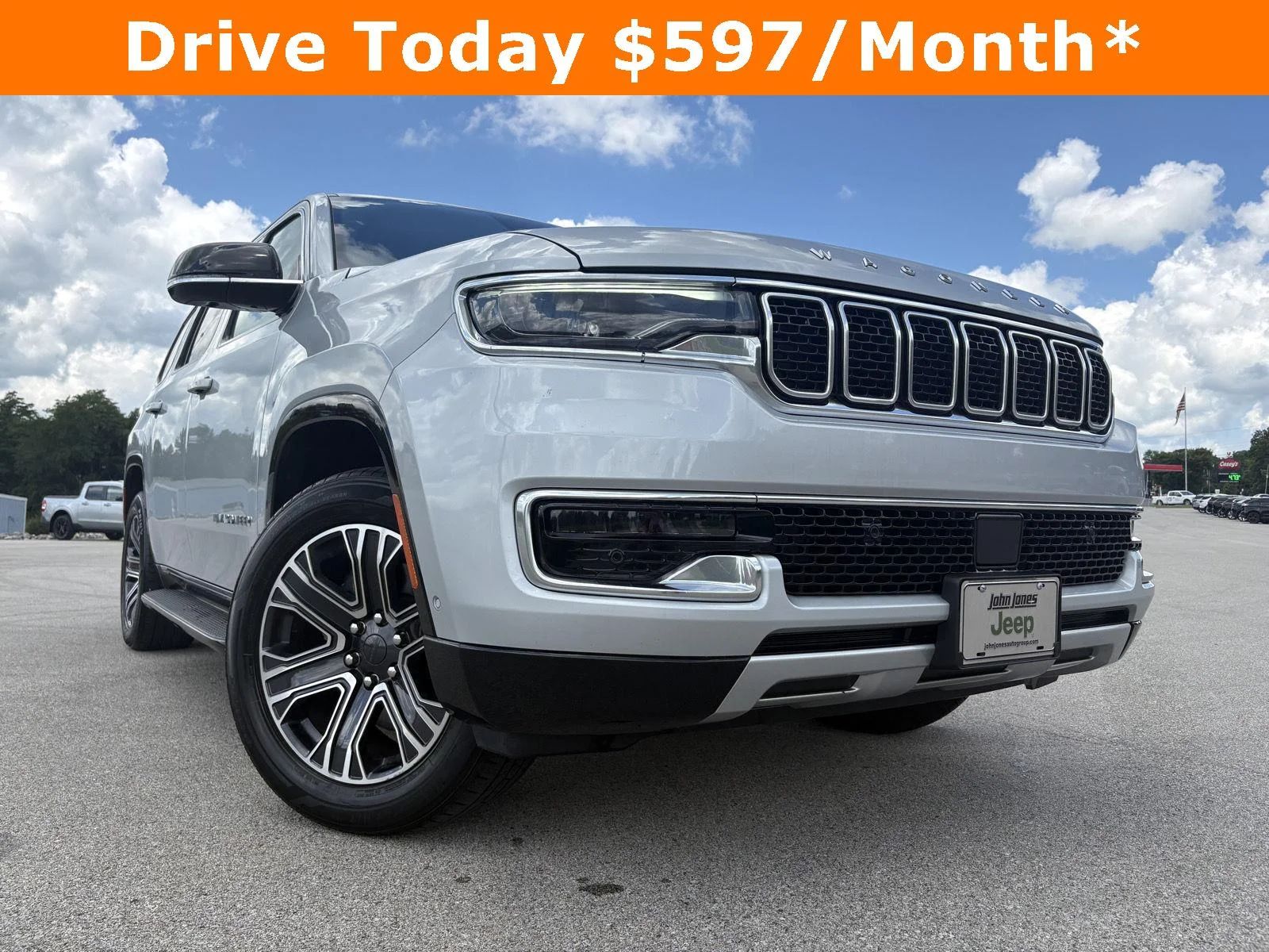Used 2024 Baltic Gray Metallic Clearcoat Jeep Series II image 2