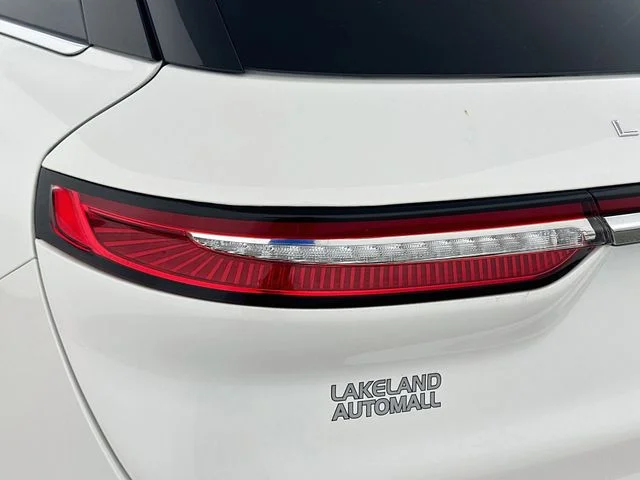 Certified Used 2023 White Lincoln Standard image 26