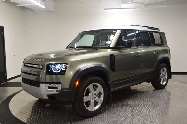 2023 Land Rover Defender 110 SE