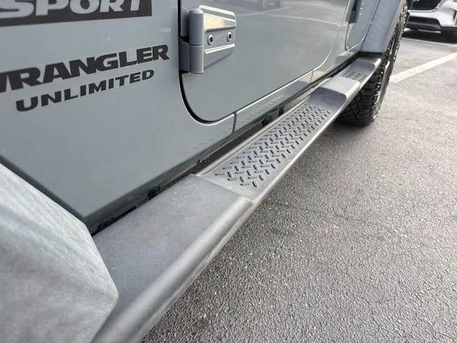 Used 2015 Gray Jeep Unlimited Sport image 14