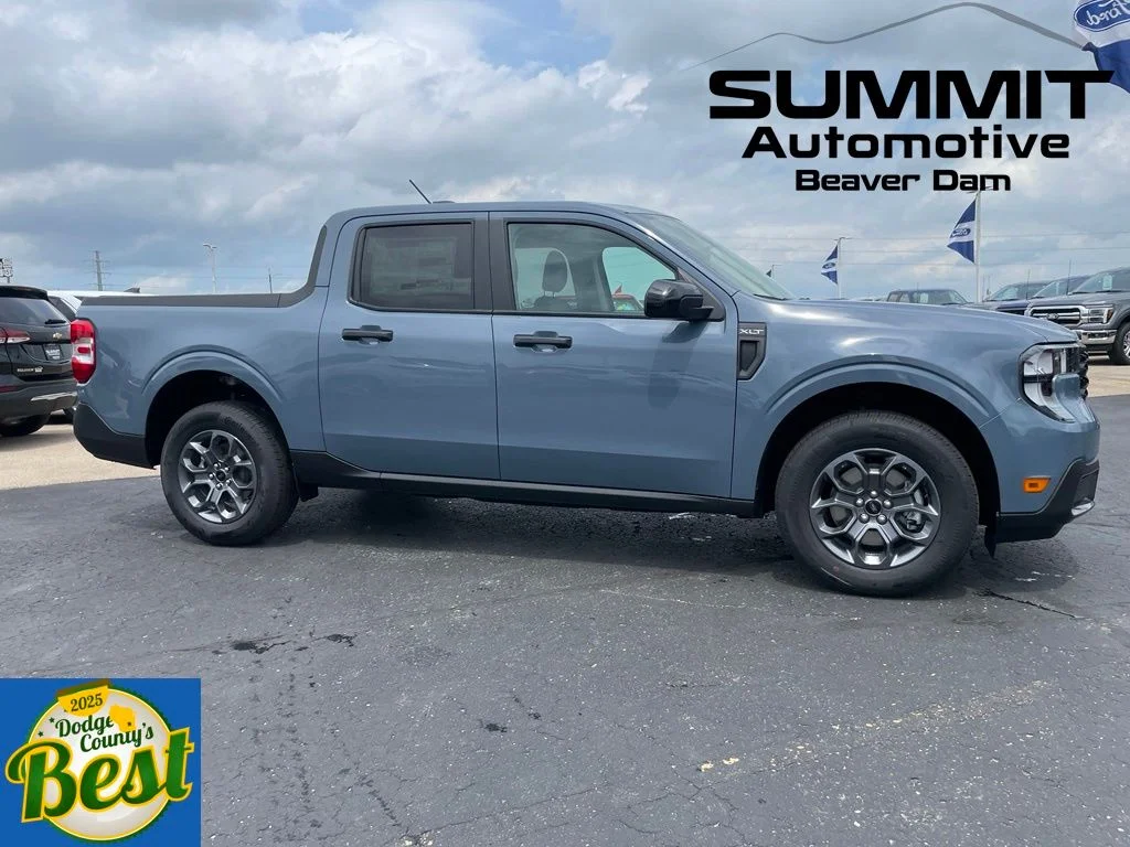 New 2026 Azure Gray Metallic Tri-Coat Ford XLT image 1