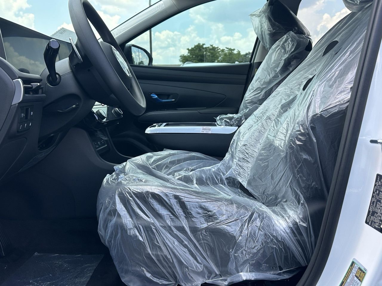 New 2026 Creamy White Pearl Hyundai SEL image 9