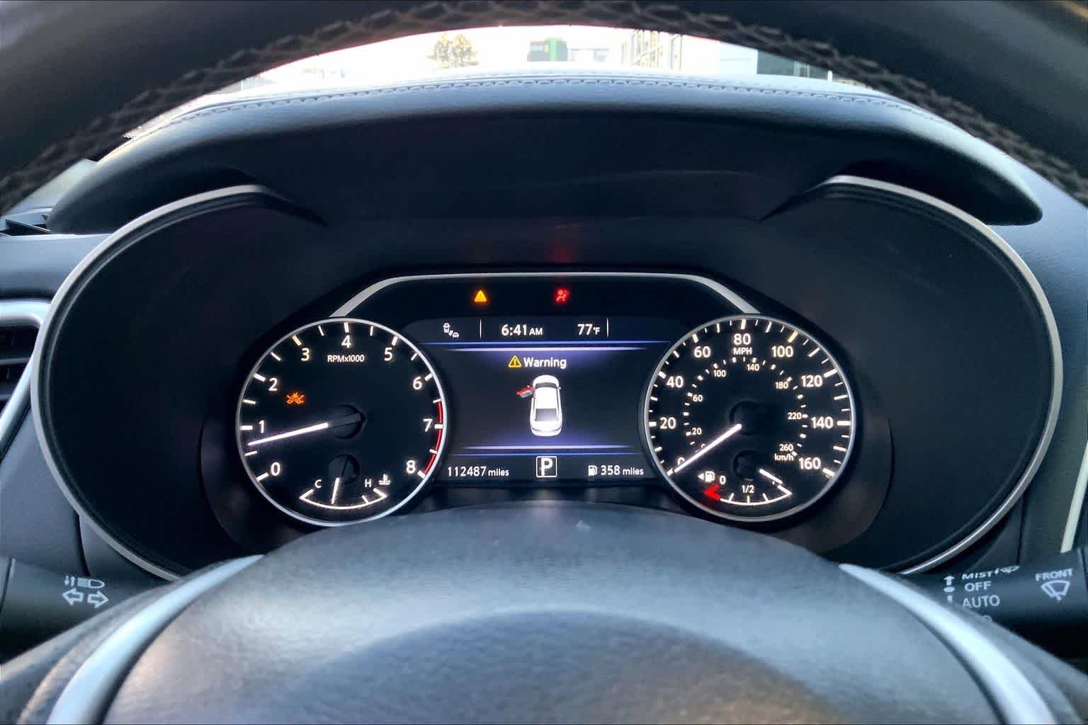 Used 2017 Super Black Nissan Platinum image 24