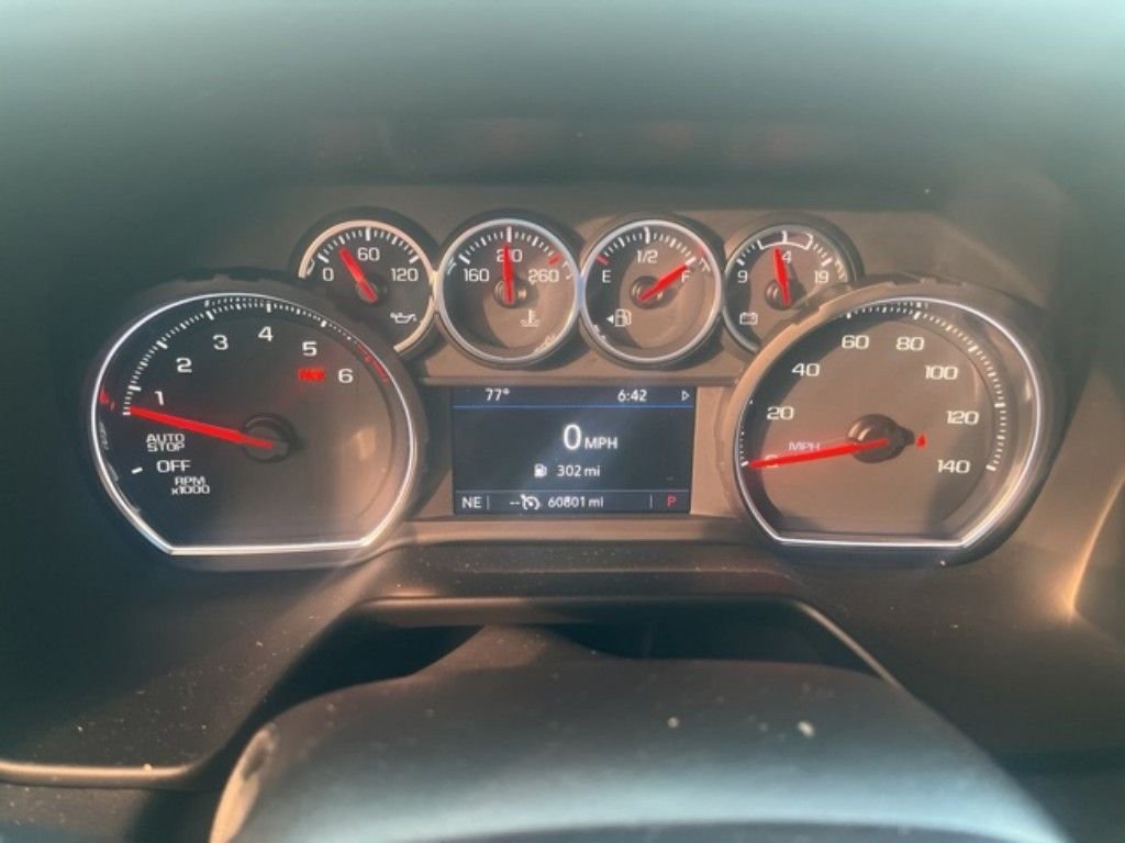 Used 2021 Black Chevrolet LT image 7