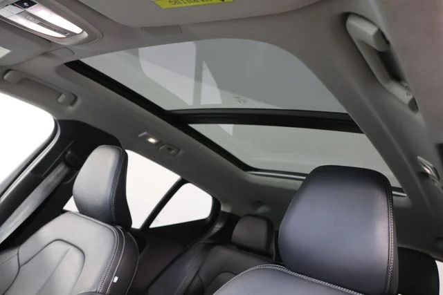 Used 2024 Gray Volvo B5 Plus Dark Theme image 18