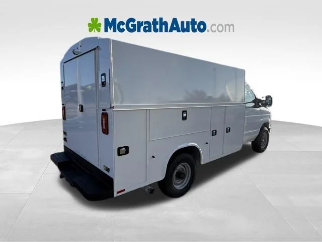 2026 Ford E-Series Cutaway Base - Photo 6