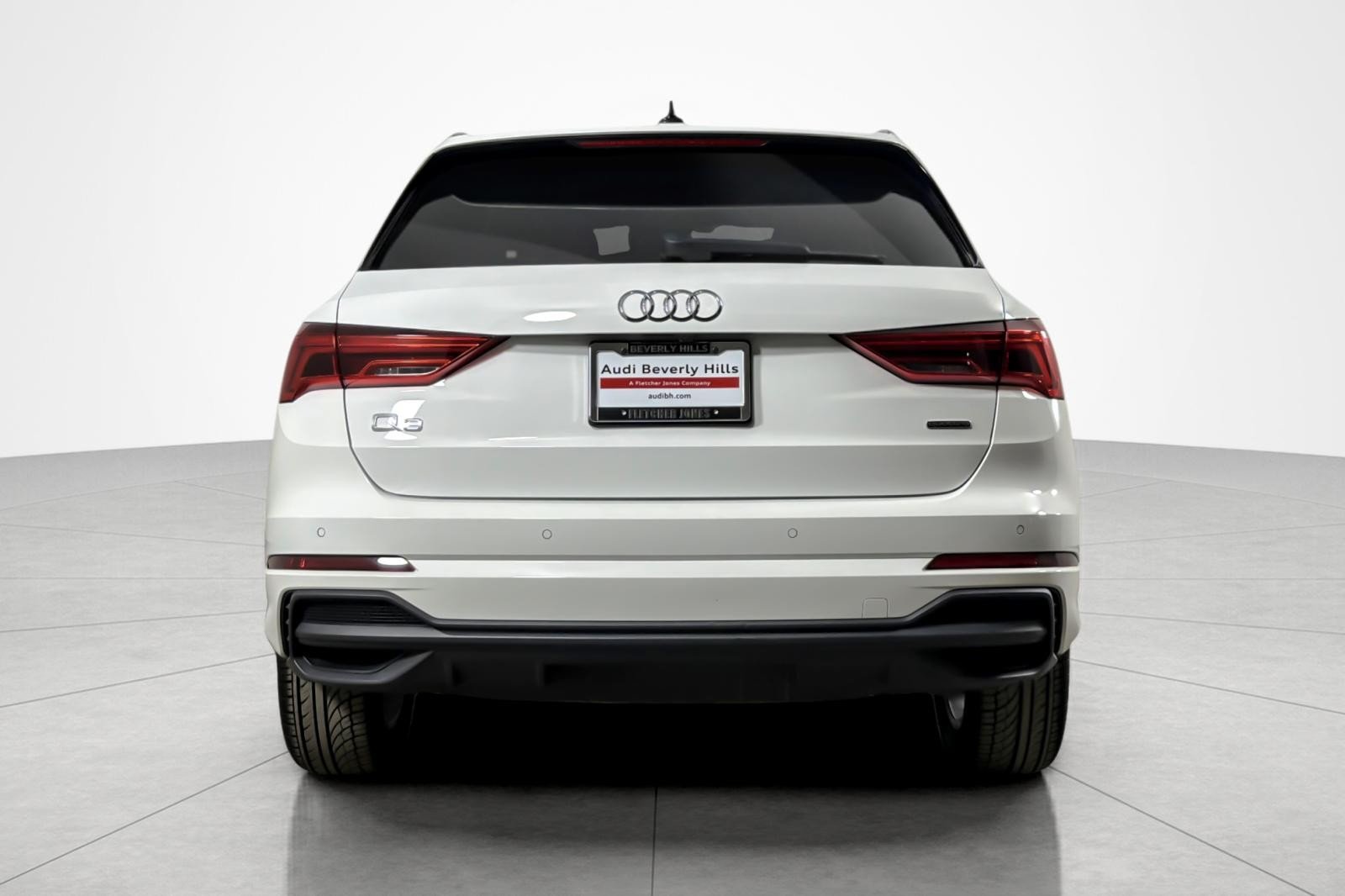 Used 2023 Ibis White Audi S line Premium 45 TFSI quattro image 4