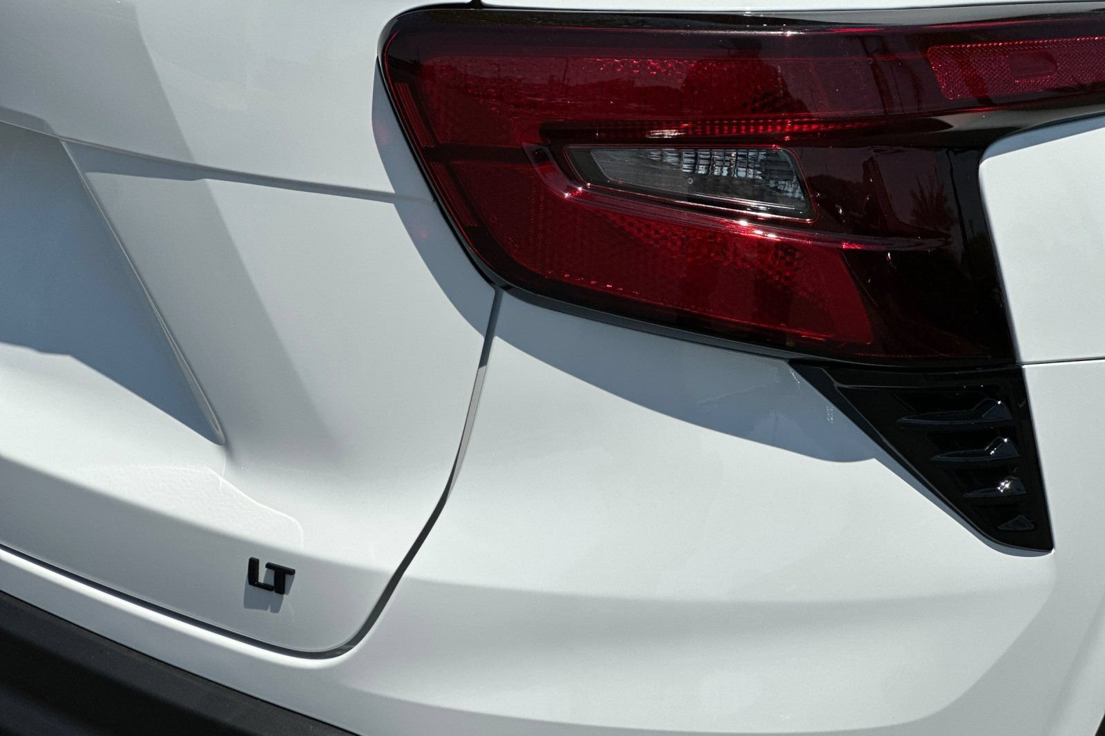 New 2026 Summit White Chevrolet LT image 26