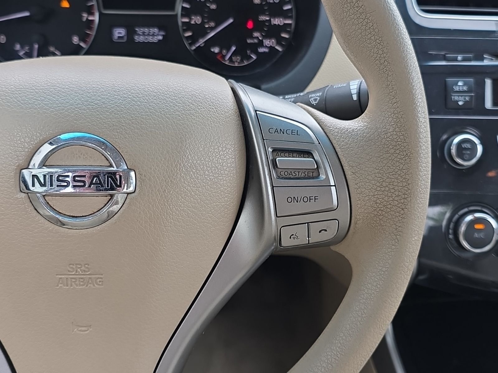 Used 2014 Brown Nissan 2.5 S image 37