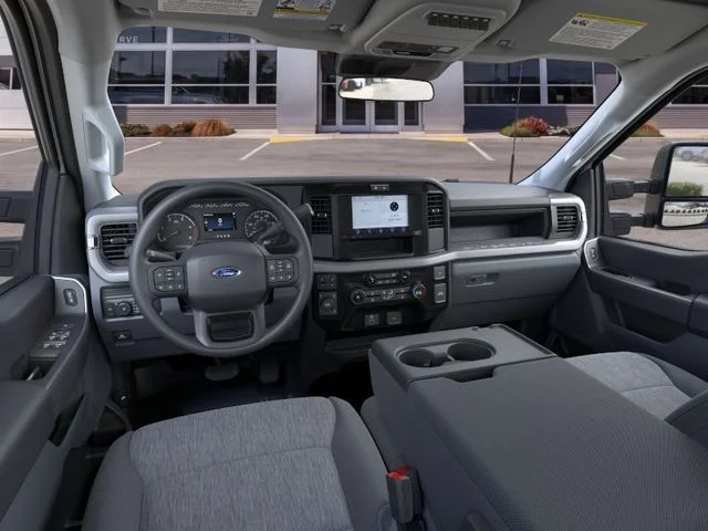 New 2026 Oxford White Ford XL image 9