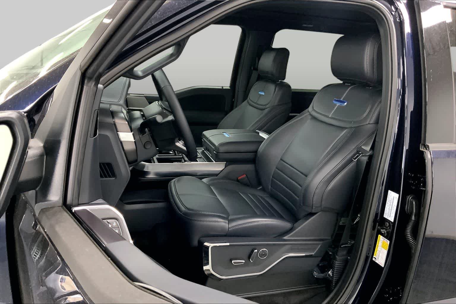 New 2026 Antimatter Blue Metallic Ford Platinum® image 8