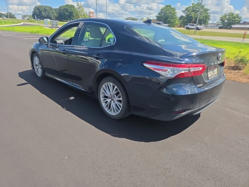 Used 2020 Blue Toyota XLE image 10